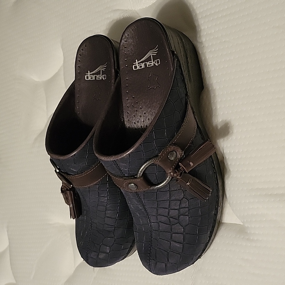 Dansko clog